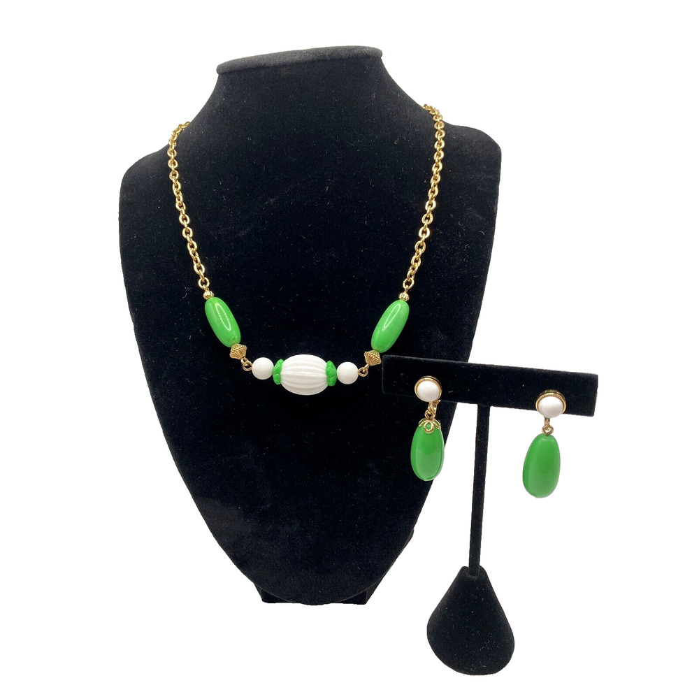 Vintage Avon Come Summer Green White Lucite Gold Tone Necklace Clip Earring Set